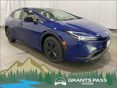 New 2025 Toyota Prius LE