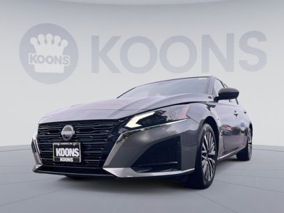 Used 2024 Nissan Altima 2.5 SV
