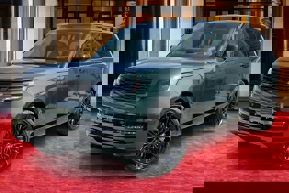 New 2025 Land Rover Range Rover Long Wheelbase SE