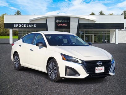 Used 2024 Nissan Altima 2.5 SV