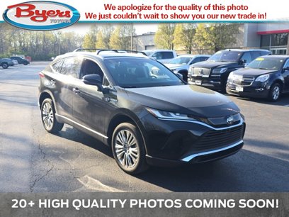 Used 2021 Toyota Venza Limited w/ Carpet Mat Package (TMS)