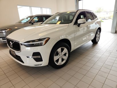 Certified 2022 Volvo XC60 B5 Momentum w/ Climate Package