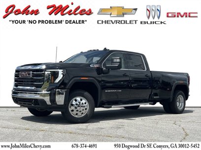 New 2025 GMC Sierra 3500 SLE w/ Preferred Package