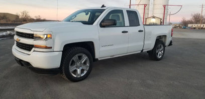 Used 2019 Chevrolet Silverado 1500 Custom w/ Custom Convenience Package