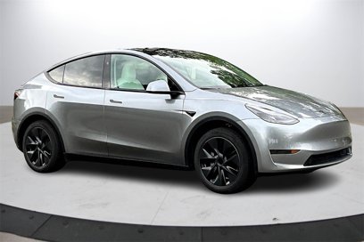 Used 2025 Tesla Model Y Long Range