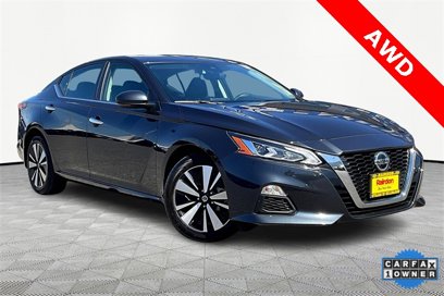 Used 2022 Nissan Altima 2.5 SV