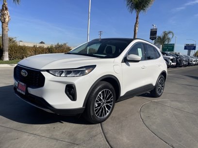 New 2025 Ford Escape SE