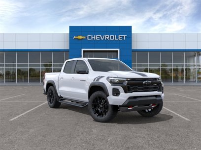 New 2024 Chevrolet Colorado Z71 w/ LPO, Dark Essentials Package