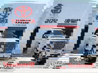 Used 2021 GMC Yukon Denali w/ Denali Premium Package