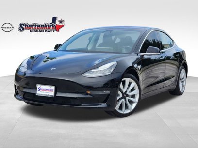 Used 2019 Tesla Model 3 Standard Range Plus