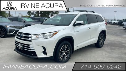 Used 2017 Toyota Highlander LE