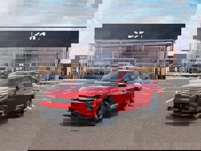 New 2025 Kia K4 LXS