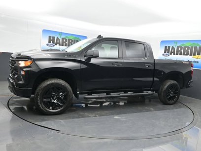 New 2025 Chevrolet Silverado 1500 Custom Trail Boss w/ Turbomax Blackout Package