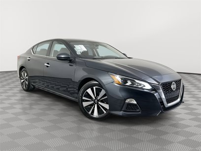 Certified 2022 Nissan Altima 2.5 SV