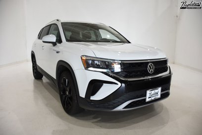 Used 2022 Volkswagen Taos SE w/ IQ.Drive SE Package