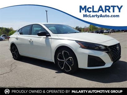 Used 2023 Nissan Altima 2.5 SR