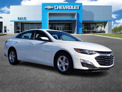 New 2025 Chevrolet Malibu LS