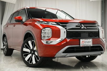 New 2025 Mitsubishi Outlander SEL