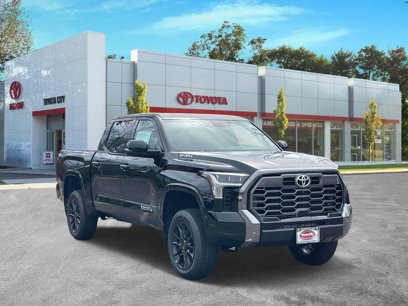 New 2025 Toyota Tundra Platinum w/ TRD Off-Road Package