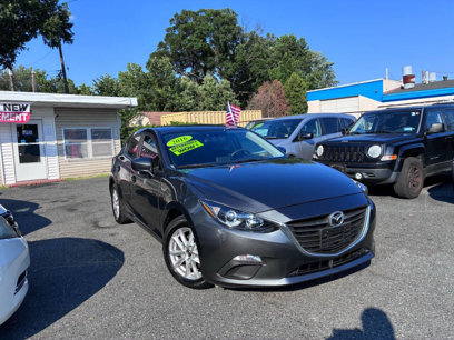 Used 2016 MAZDA MAZDA3 i Sport w/ Preferred Equipment Package