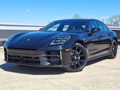 New 2025 Porsche Panamera 4