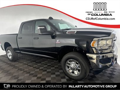 New 2024 RAM 2500 Tradesman w/ Chrome Appearance Group