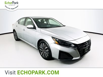 Used 2023 Nissan Altima 2.5 SV