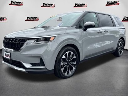 Certified 2024 Kia Carnival EX