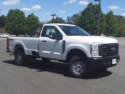 New 2025 Ford F250 XL