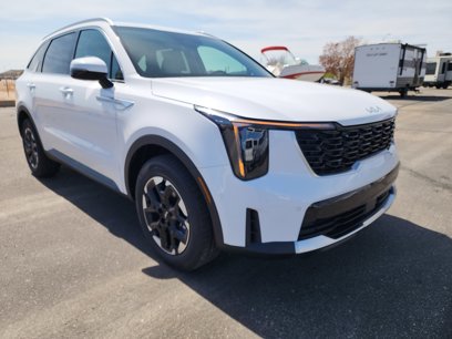 New 2025 Kia Sorento S