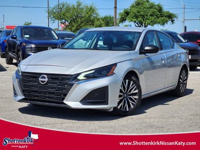 Used 2024 Nissan Altima 2.5 SV