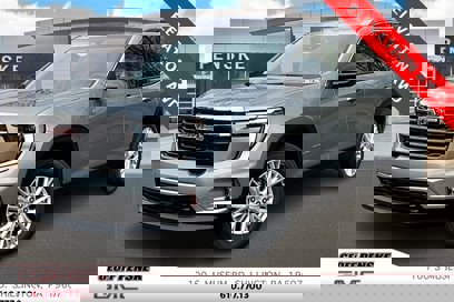 New 2025 GMC Acadia Elevation w/ Elevation Premium Package