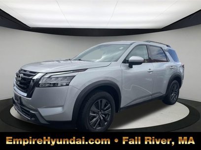 Used 2022 Nissan Pathfinder SV