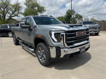New 2025 GMC Sierra 3500 SLE w/ SLE Value Package