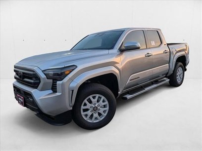 New 2025 Toyota Tacoma SR5