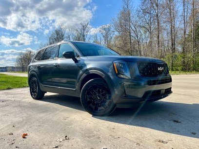 Used 2022 Kia Telluride EX w/ EX Premium Package