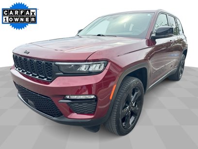 Used 2024 Jeep Grand Cherokee Limited w/ Black Appearance Package