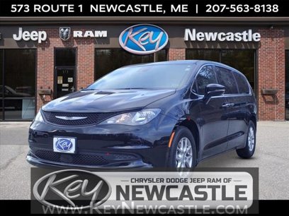 New 2025 Chrysler Voyager LX