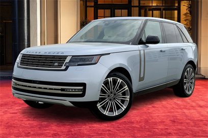 New 2025 Land Rover Range Rover SE