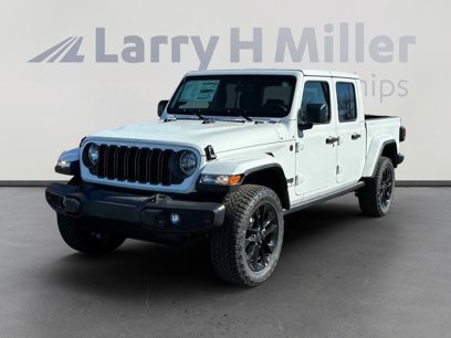 New 2025 Jeep Gladiator Sport
