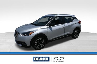Used 2020 Nissan Kicks SR