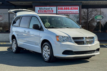 Used 2016 Dodge Grand Caravan SE w/ Quick Order Package 29E SE