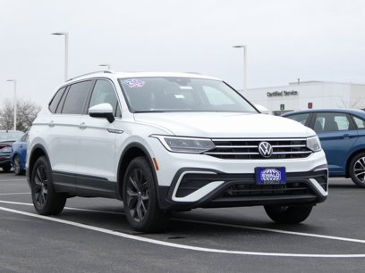 New 2024 Volkswagen Tiguan SE