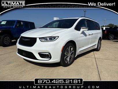 New 2024 Chrysler Pacifica Pinnacle w/ Trailer Tow Group
