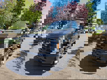 New 2025 Ford F350 XL