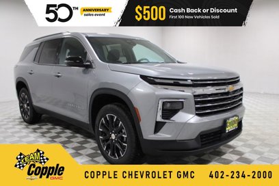 New 2025 Chevrolet Traverse LT w/ Sun and Wheel Package