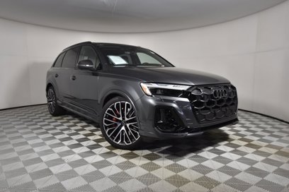 New 2025 Audi SQ7 Prestige