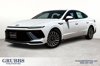 New 2025 Hyundai Sonata SEL