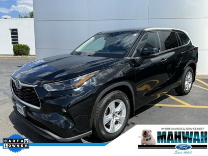 Used 2023 Toyota Highlander LE
