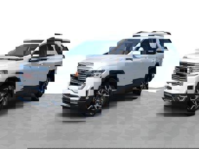 Certified 2023 GMC Acadia SLE w/ Driver Convenience Package